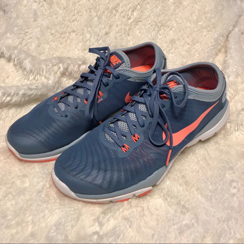 Nike Fitsoles size 7.5